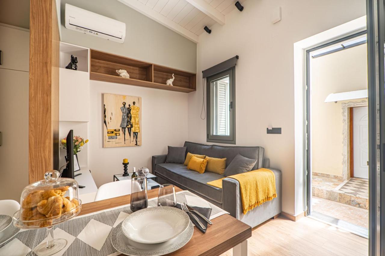 Antigone'S Lux Home 10Mins Walk To Beach, Old Town, City Chrissi Akti Chania Exterior foto