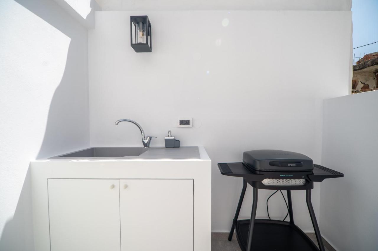 Antigone'S Lux Home 10Mins Walk To Beach, Old Town, City Chrissi Akti Chania Exterior foto